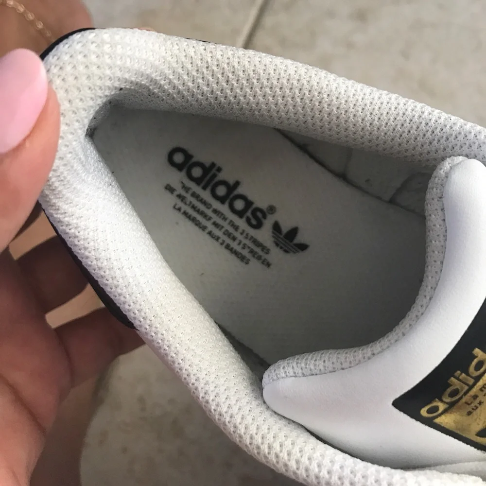 Adidas Superstar - Picture 3 of 4